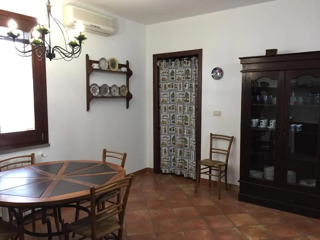 ampia casa padronale cod IUN P3279 Ollastra
